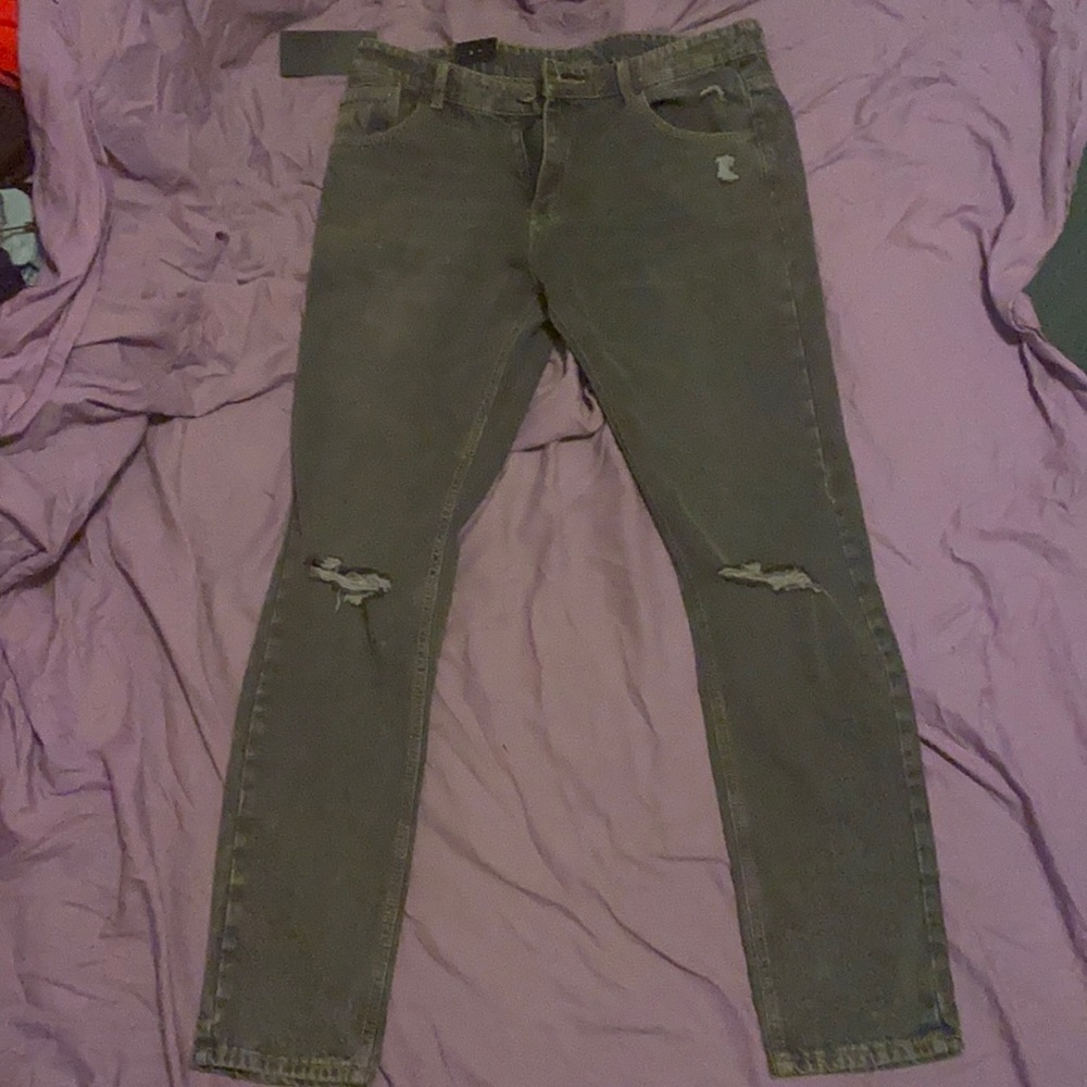 Grey jeans / sz 34x30 with tag
